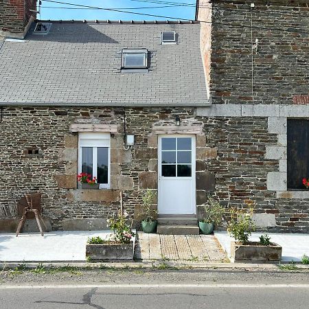 Domaine De La Ville Cherel, Maison En Pierre Pontorson Extérieur photo